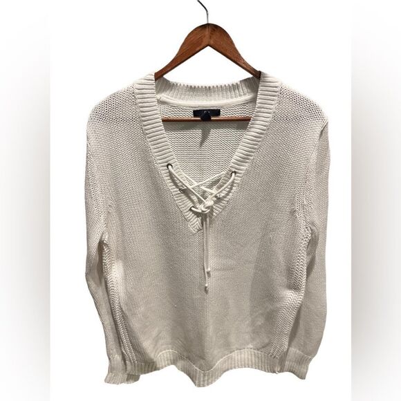 Gap V-neck tie front white sweater women’s medium - Picture 1 of 6